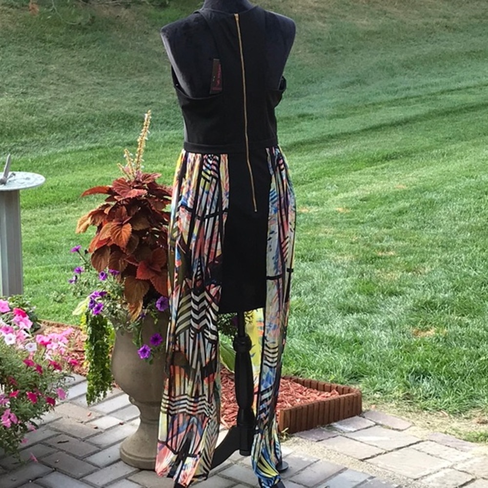 ‼️SOLD‼️Material Girl Walk-Through Bodycon Dress - Picture 6 of 8